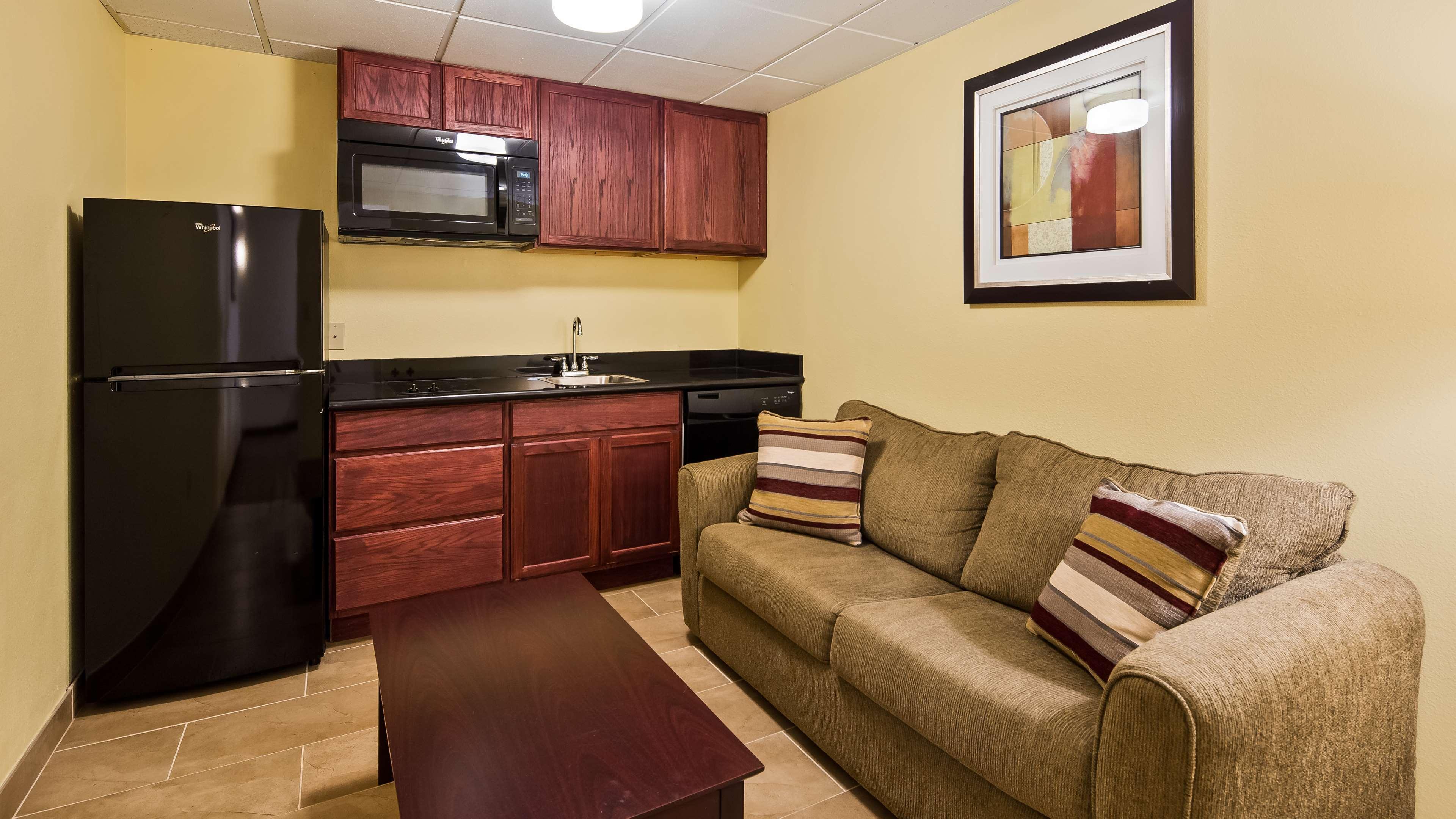 Best Western Airport Inn & Suites Cleveland Brook Park Dış mekan fotoğraf