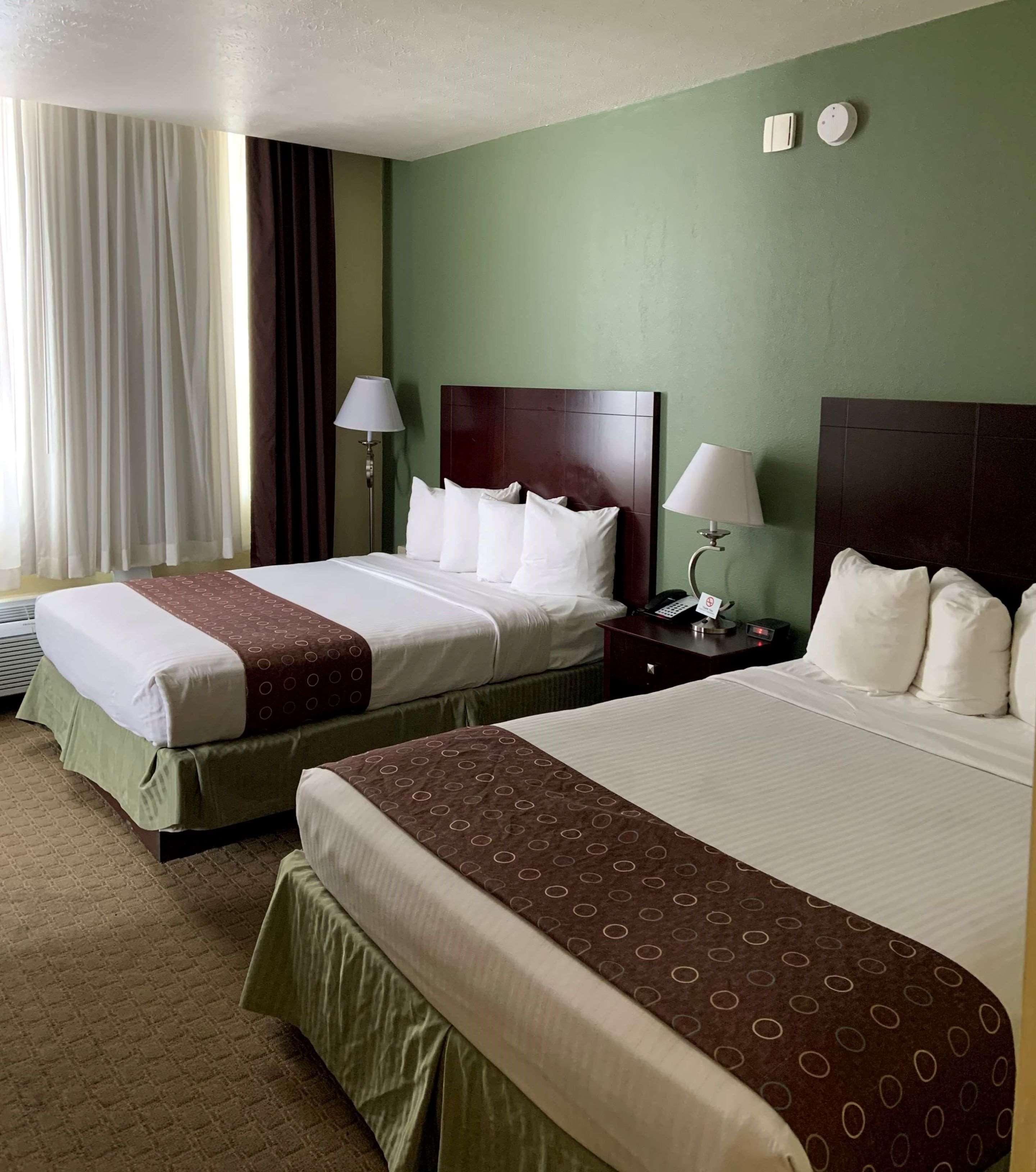 Best Western Airport Inn & Suites Cleveland Brook Park Dış mekan fotoğraf