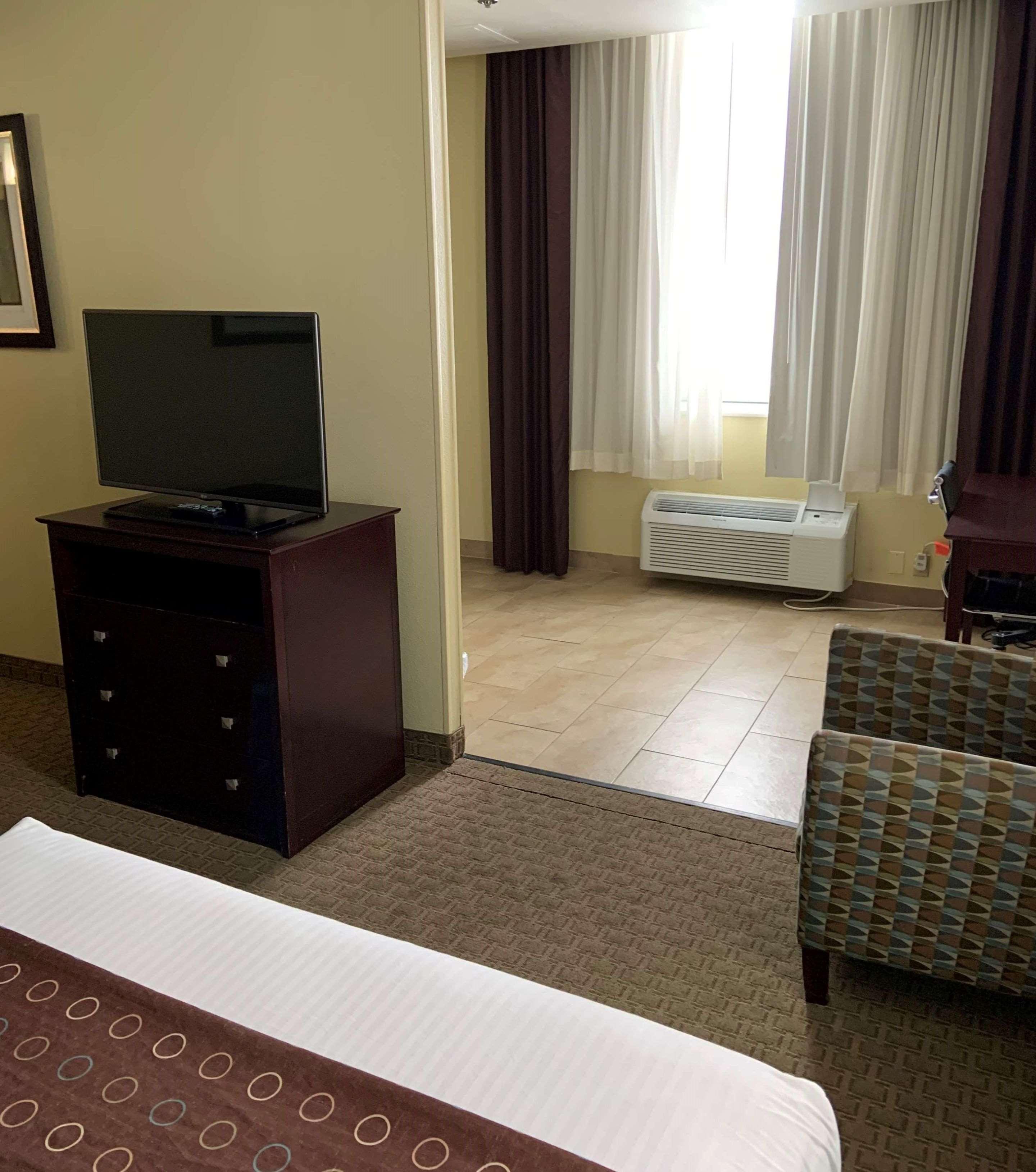 Best Western Airport Inn & Suites Cleveland Brook Park Dış mekan fotoğraf