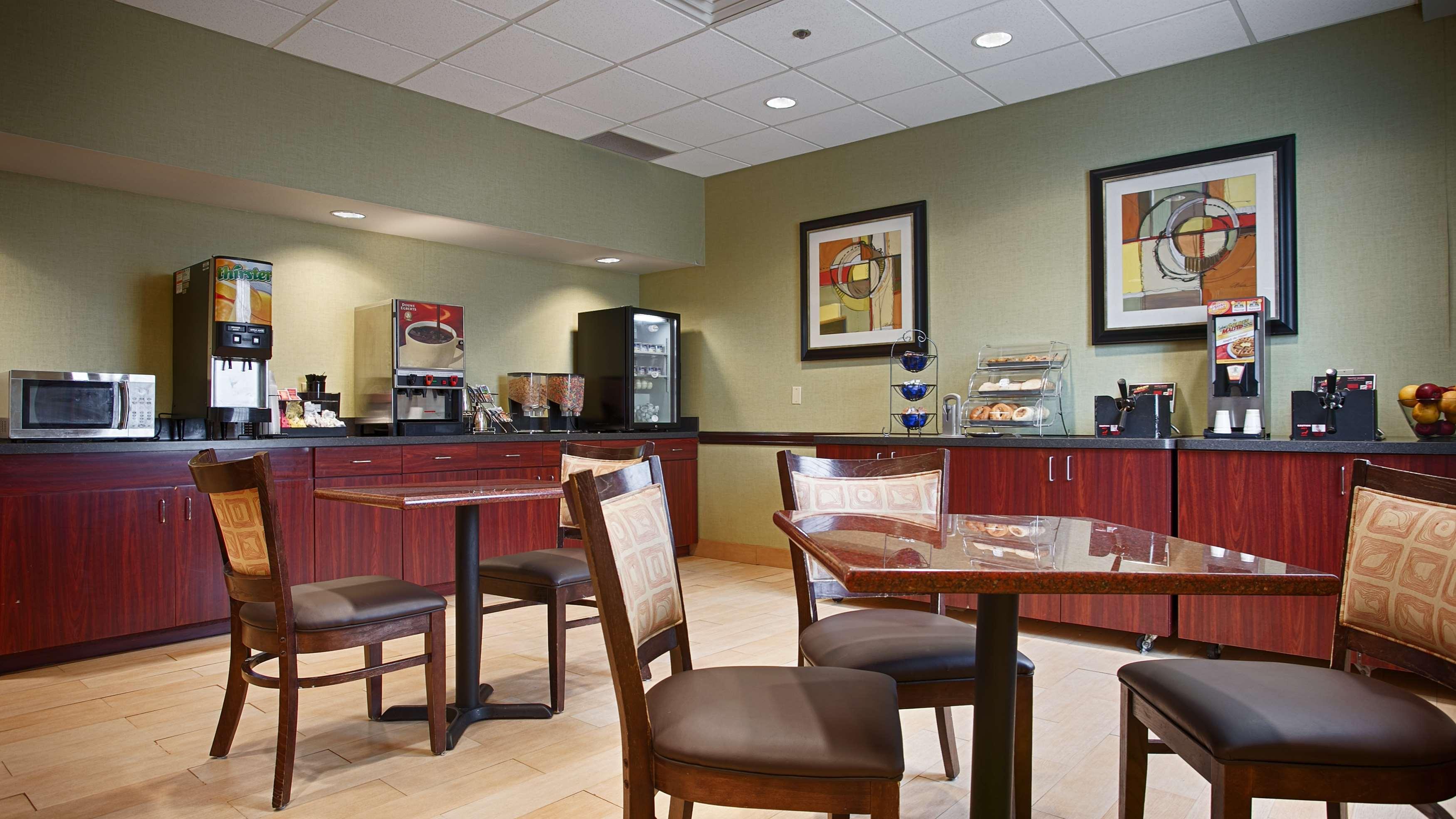 Best Western Airport Inn & Suites Cleveland Brook Park Dış mekan fotoğraf