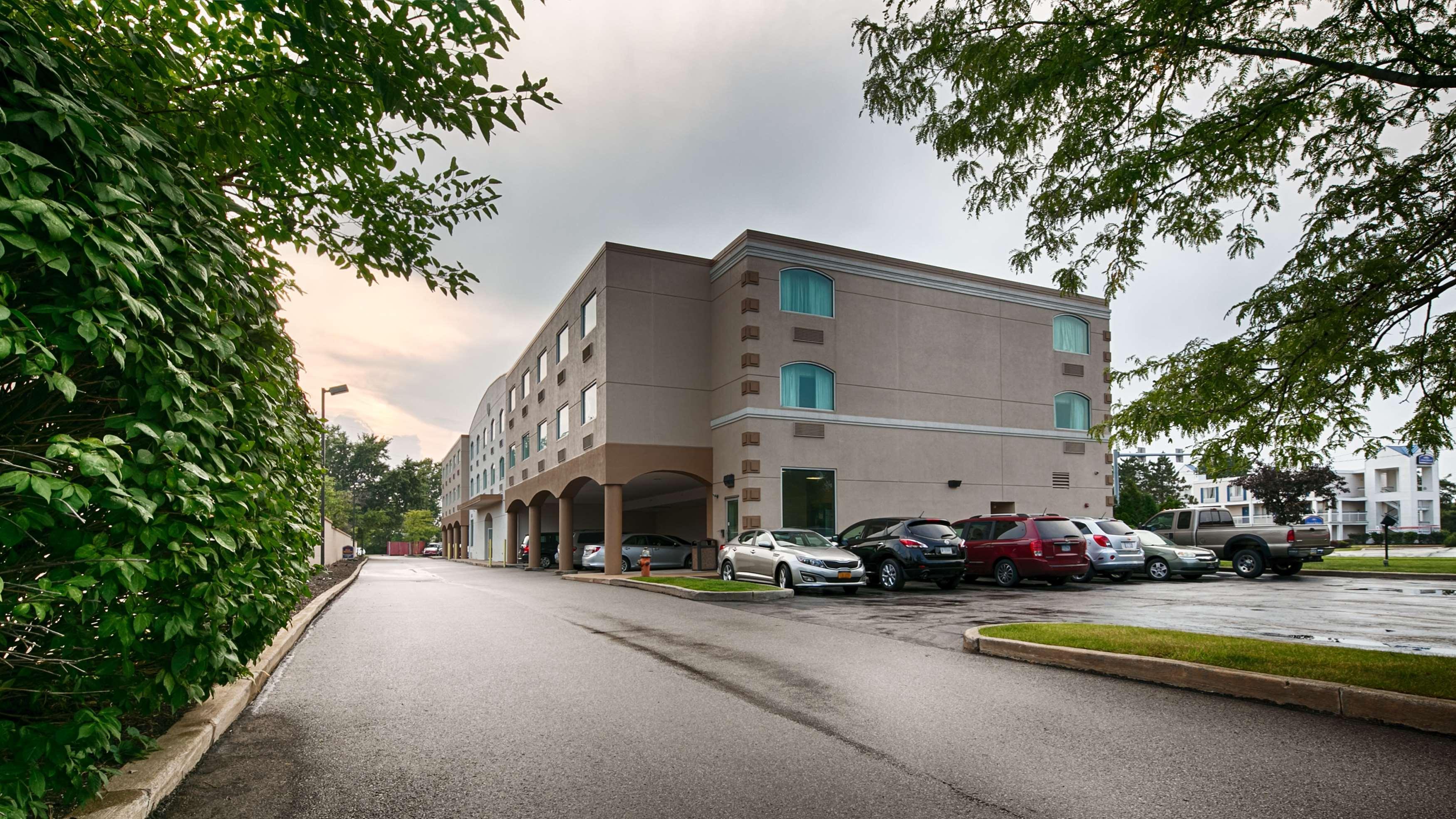 Best Western Airport Inn & Suites Cleveland Brook Park Dış mekan fotoğraf