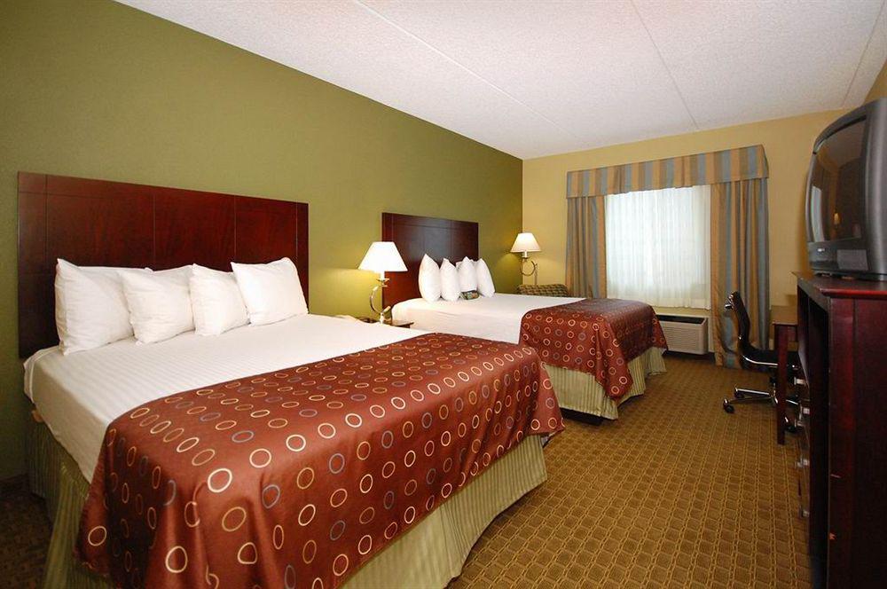 Best Western Airport Inn & Suites Cleveland Brook Park Dış mekan fotoğraf